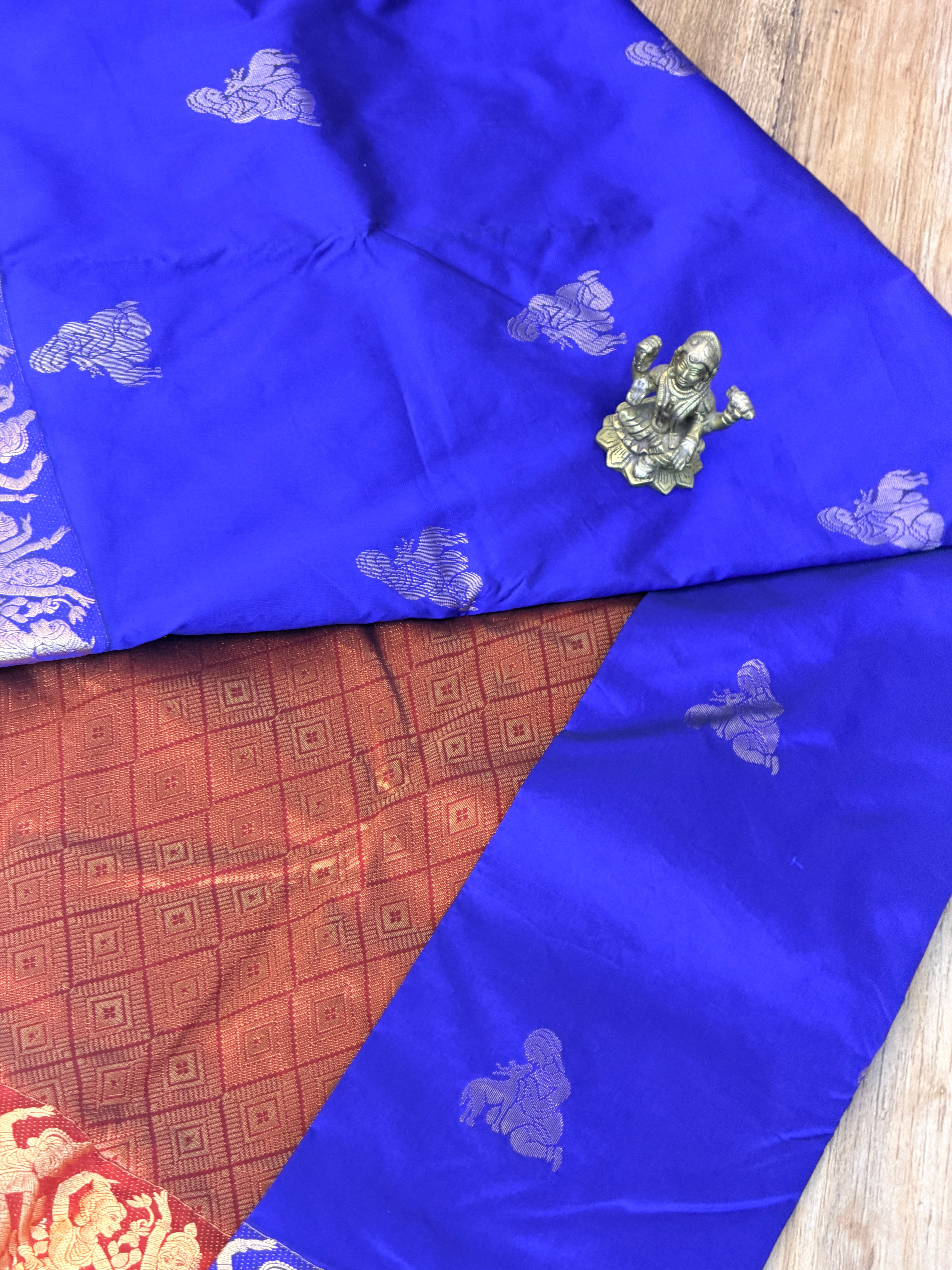 Vintage pattu saree
