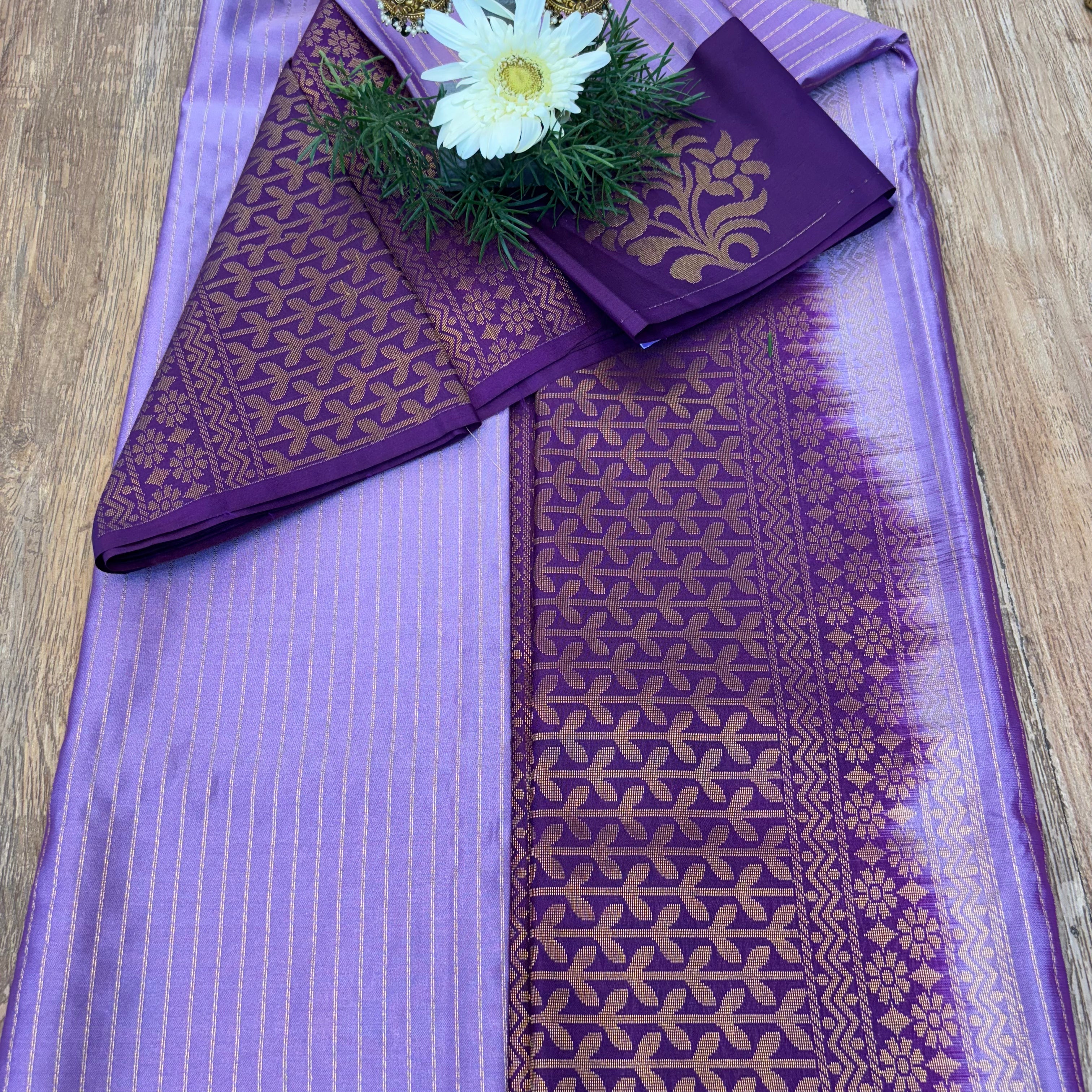Kolam Pattu Silk Saree – Traditional Weaving Design | Saree Under ₹3500 Offer