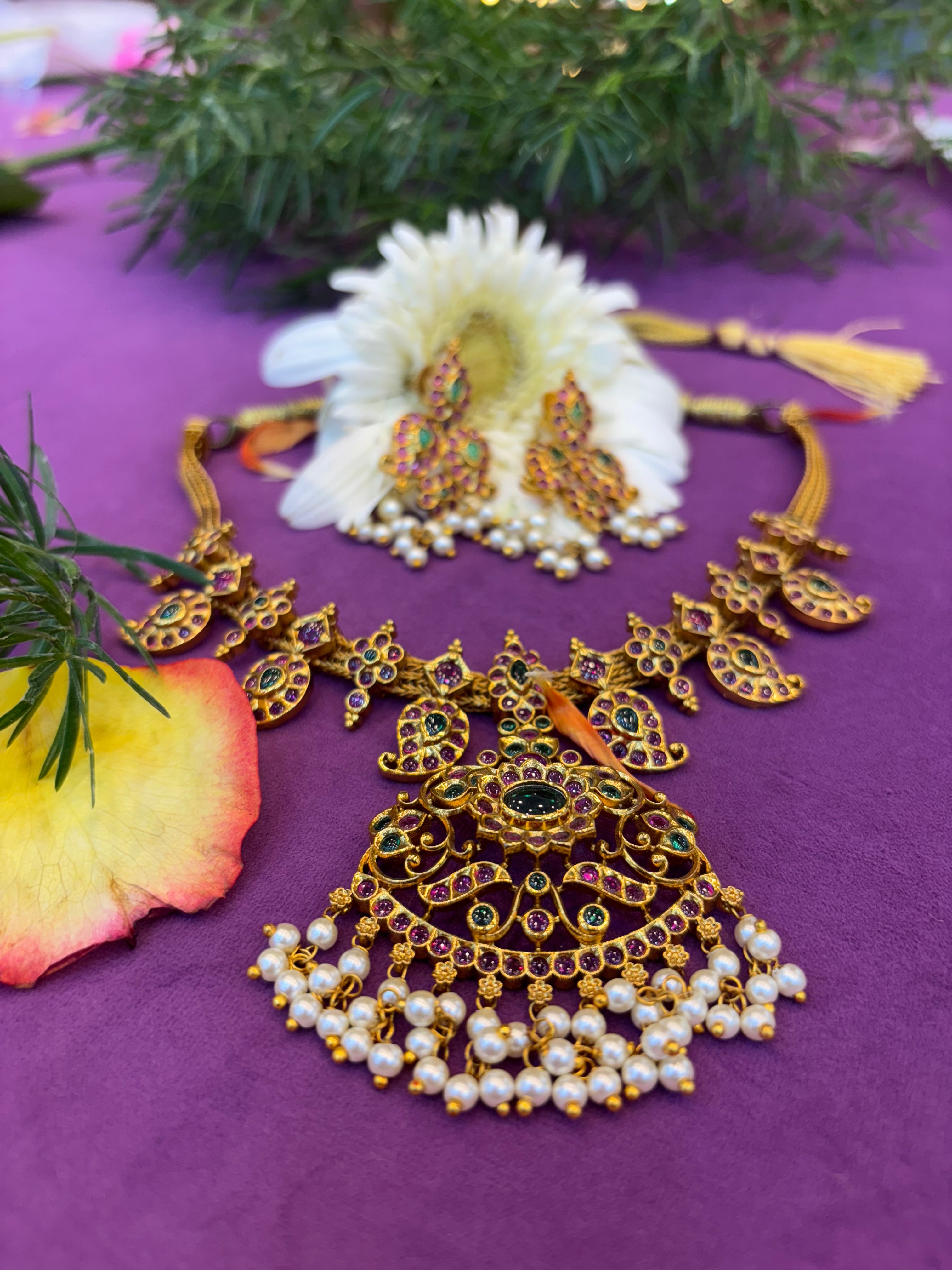 Mango drops neck set with earrings