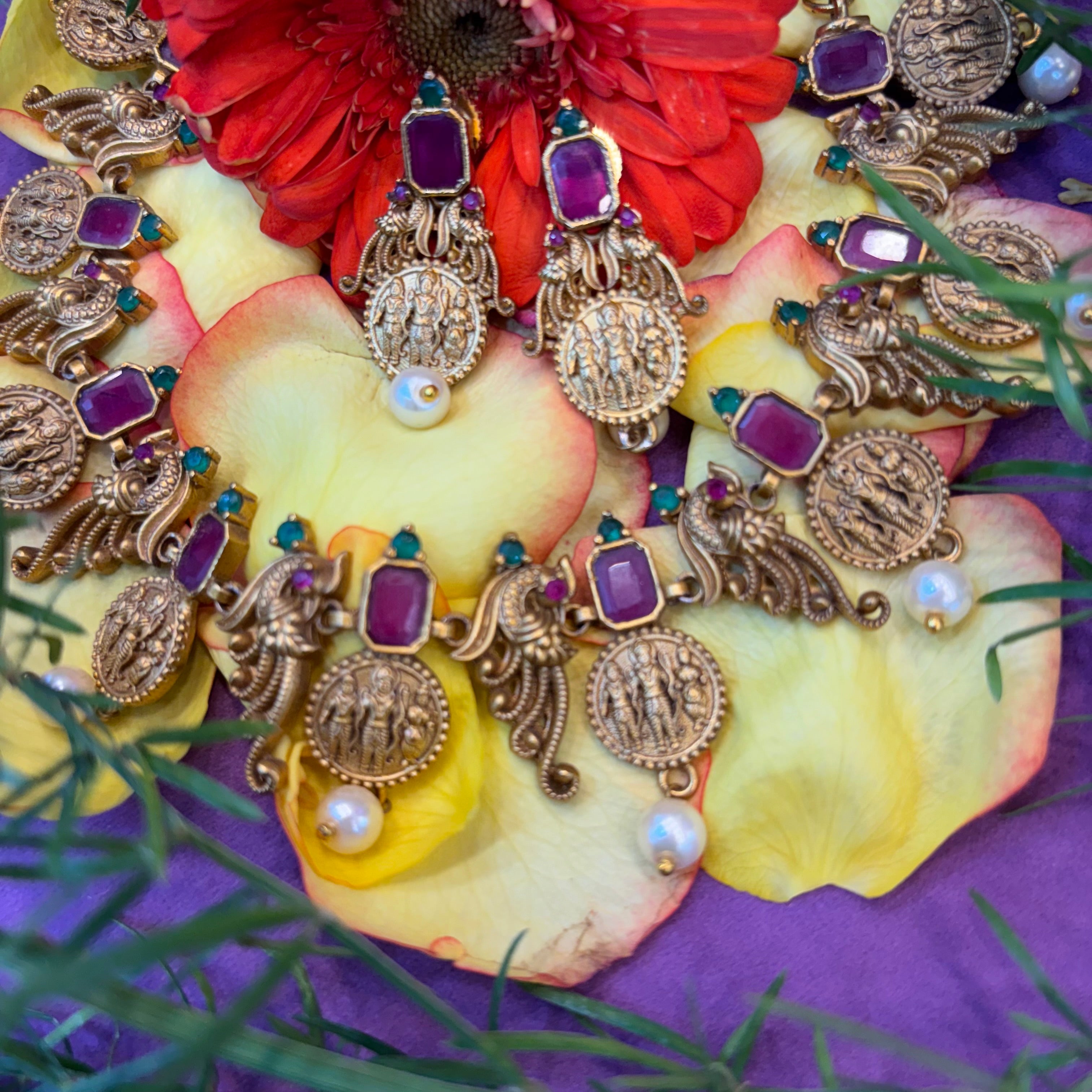 Antique jewellery neck set with earrings ram parivar