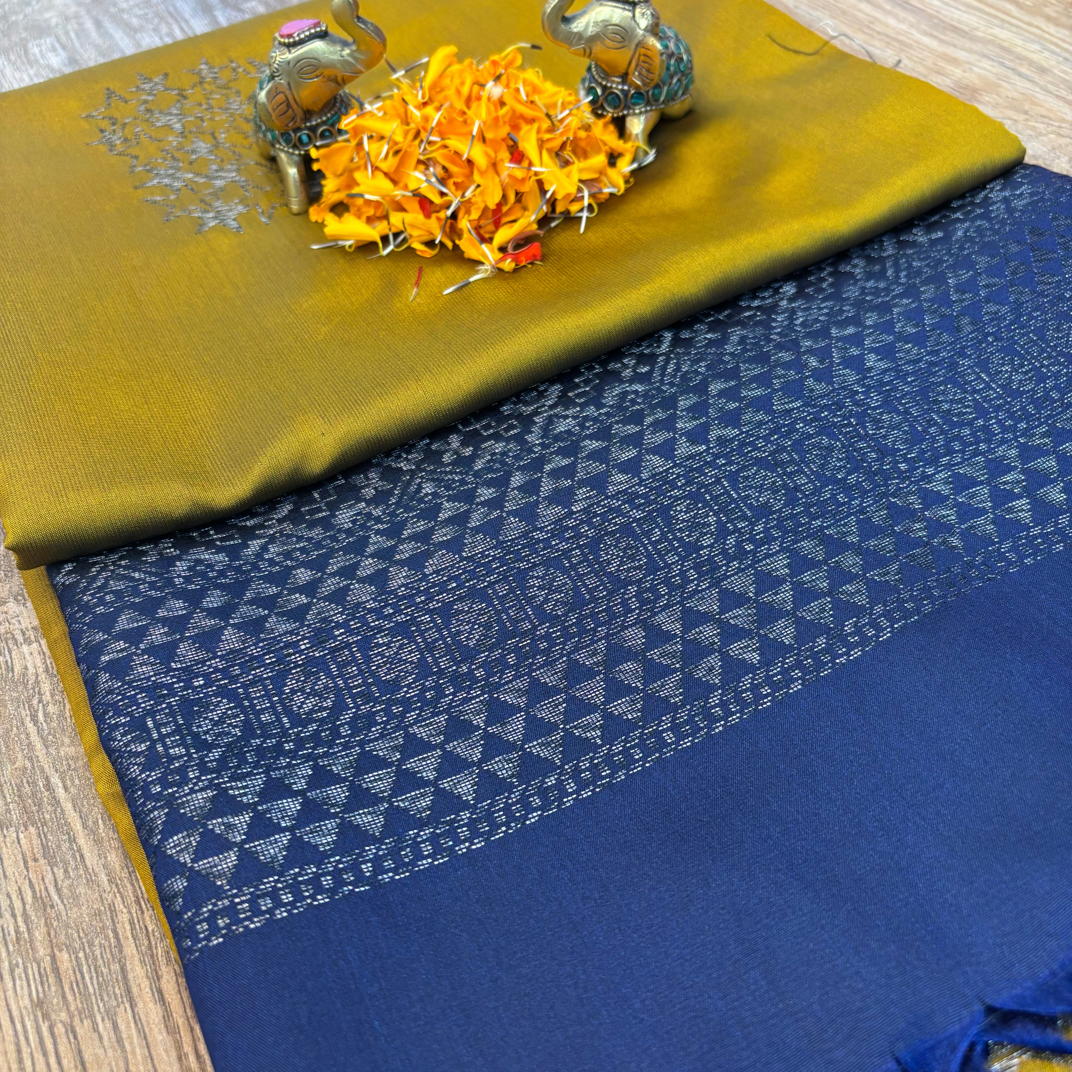 Beautiful musket silk designer saree