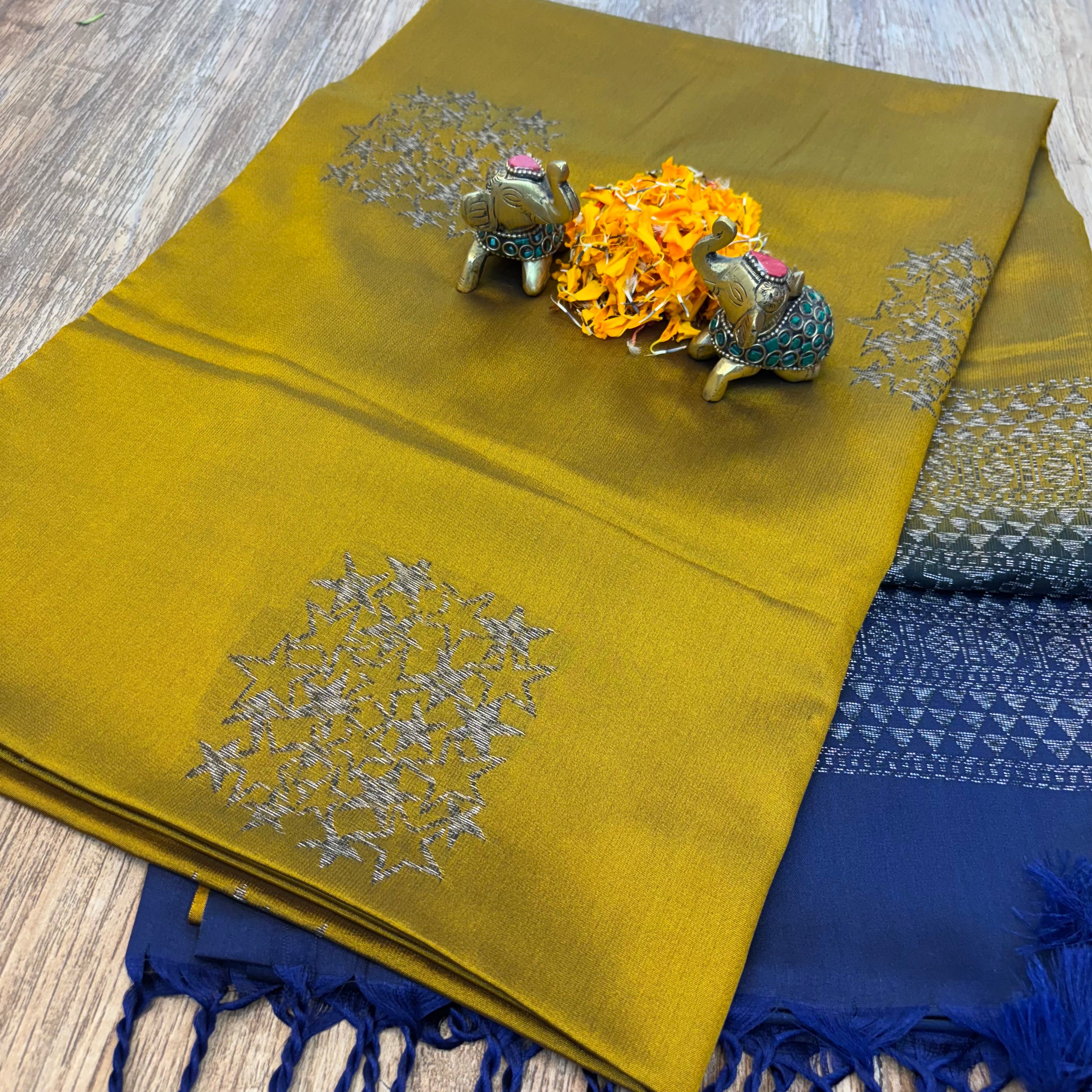 Beautiful musket silk designer saree