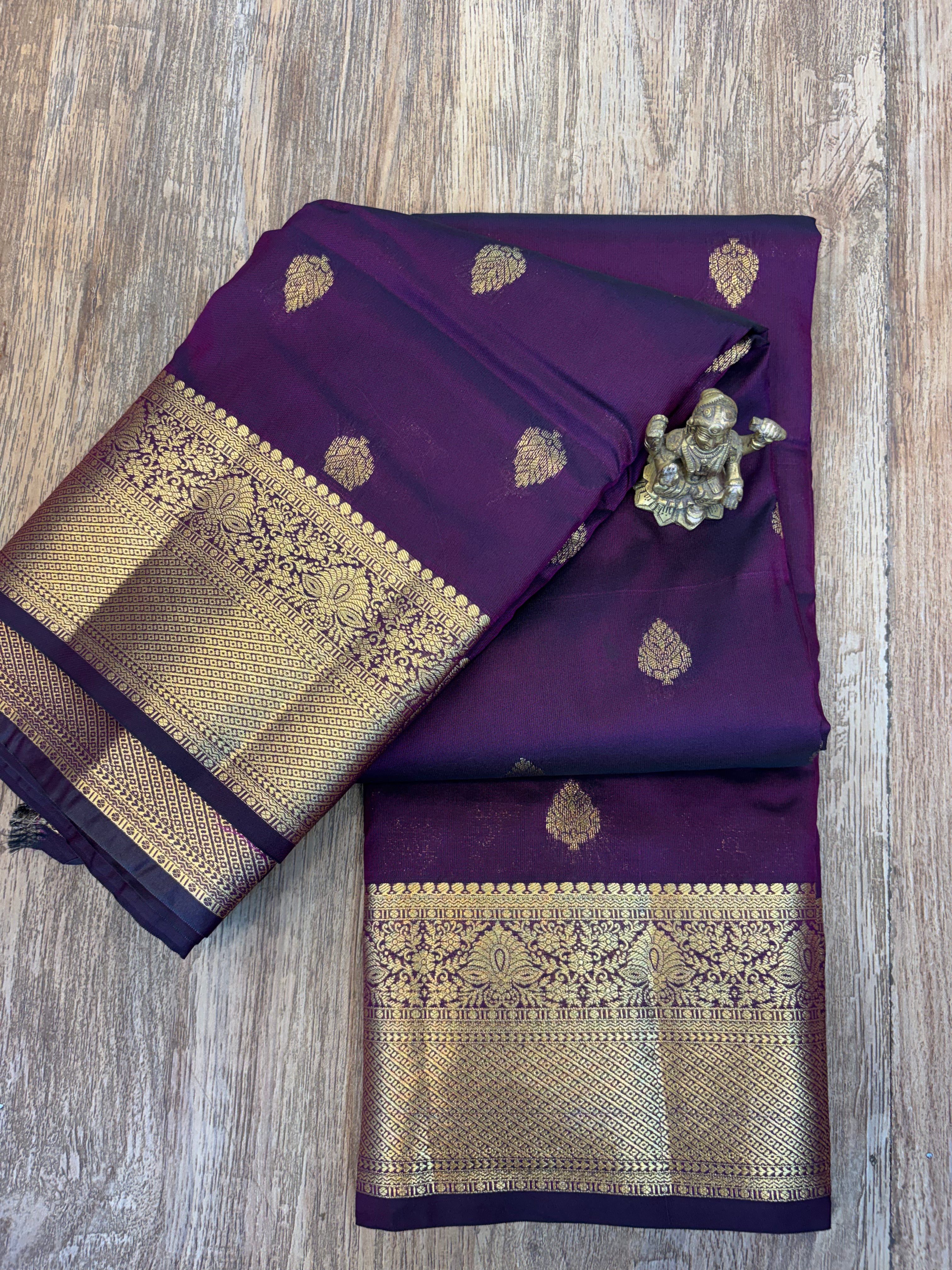 Kanchi Akshaya pattu