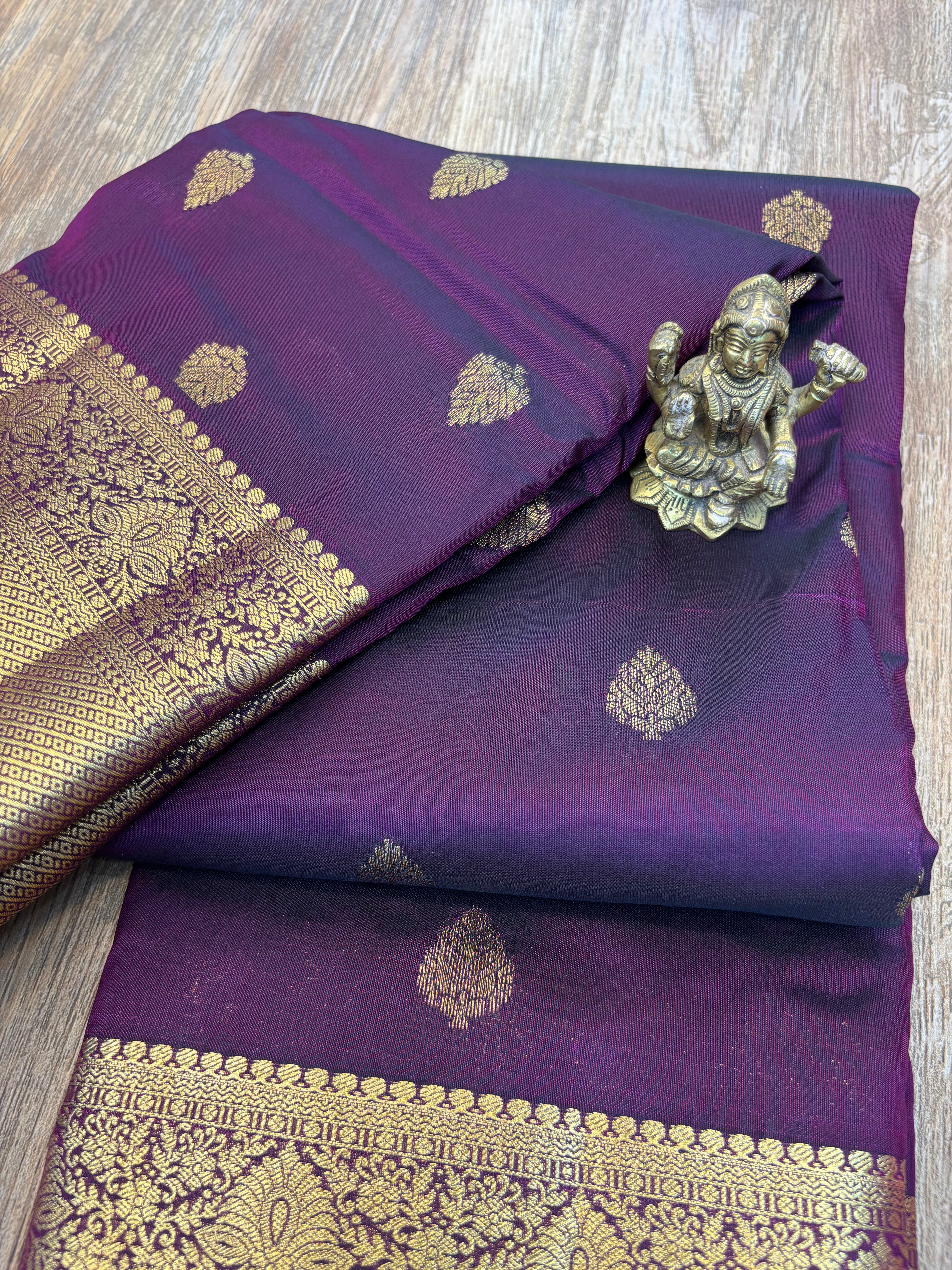 Kanchi Akshaya pattu