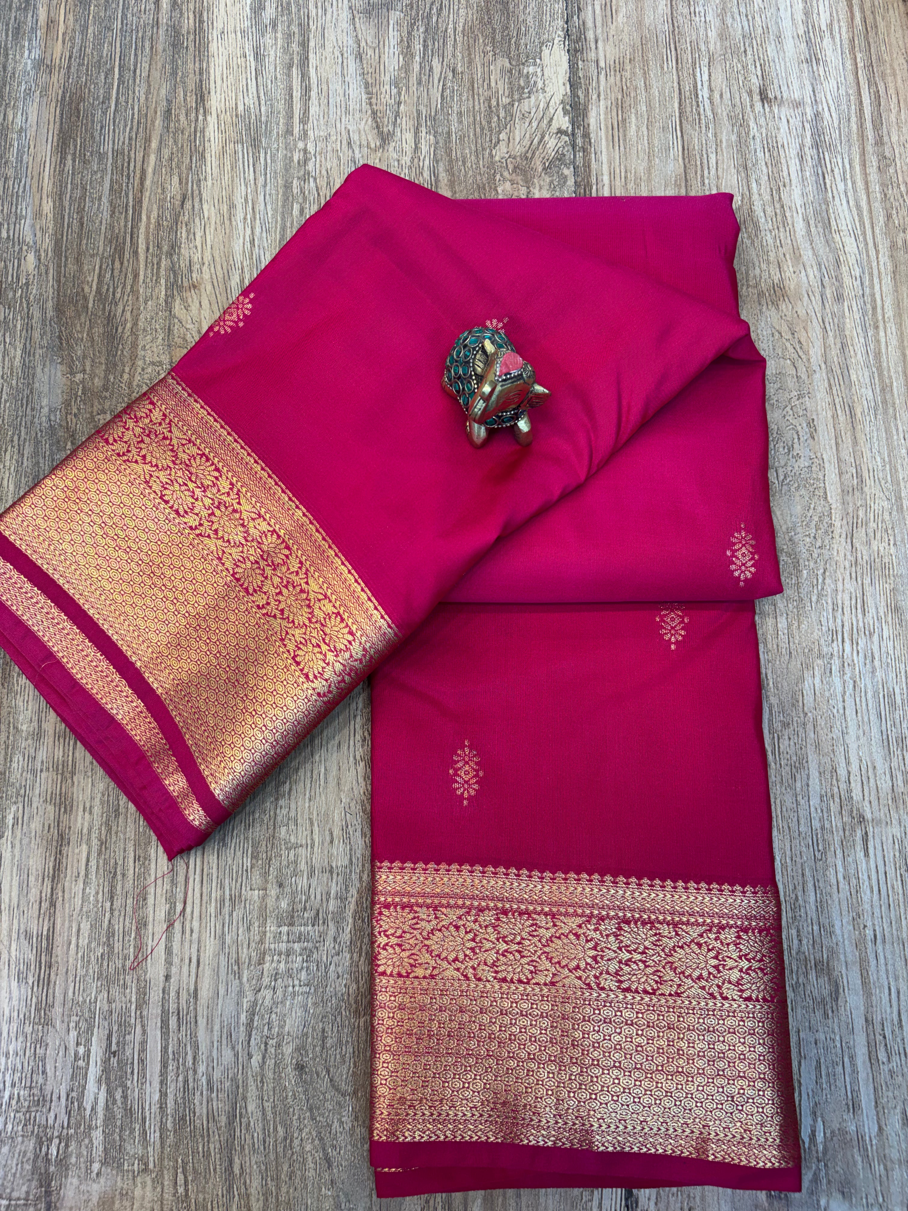 Lilly kanchi pattu