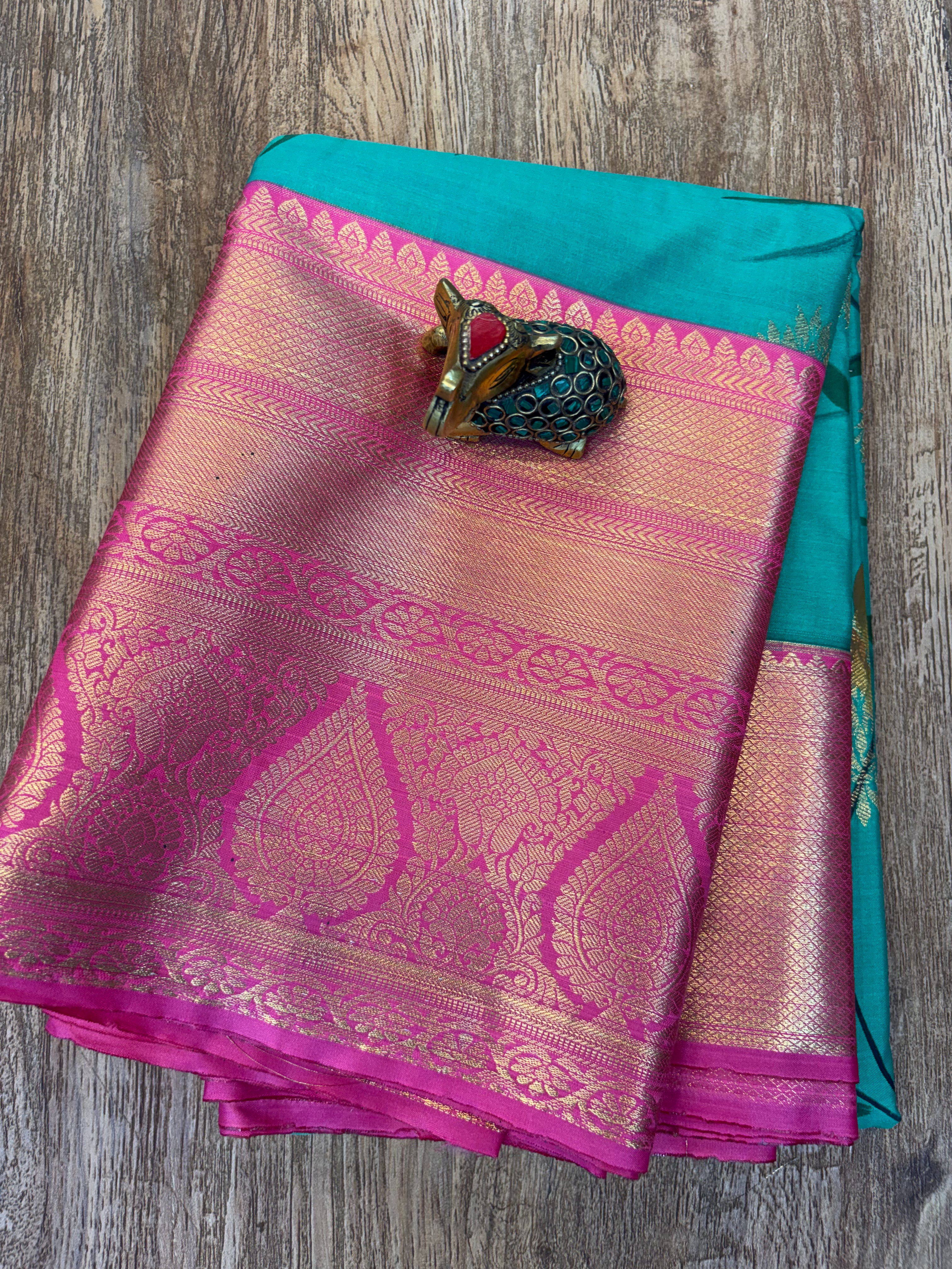 Kanchi Akshaya pattu